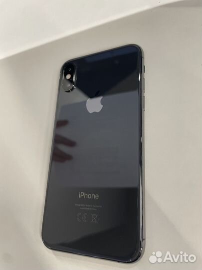 iPhone Xs, 64 ГБ