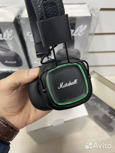 Беспроводные наушники