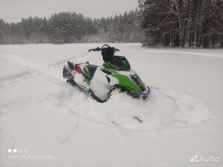 Arctic cat M8000 sno pro 153