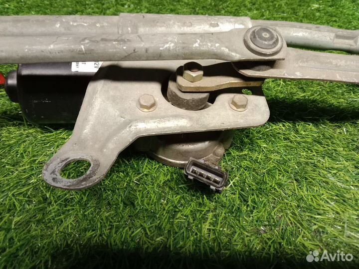 В наличии:Трапеция стеклоочистителей Volvo S80