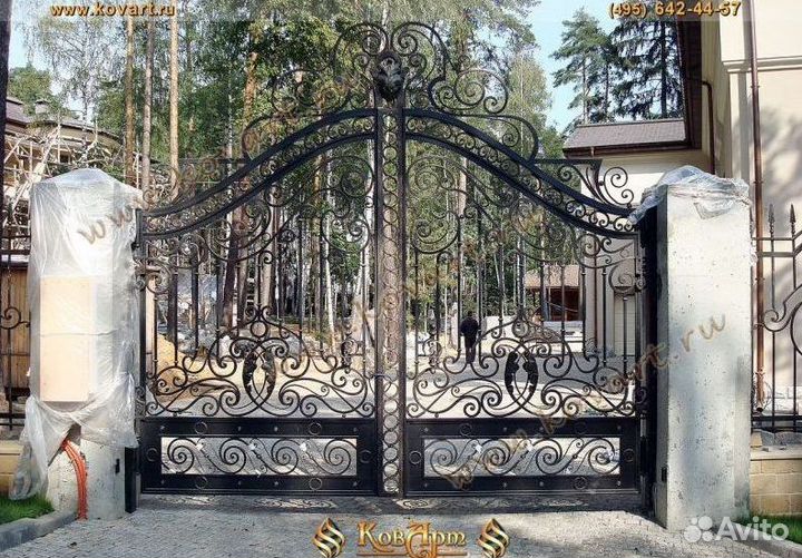 Красивые ворота кованые. арт: X763