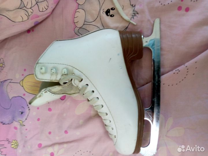 Фигурные коньки jackson