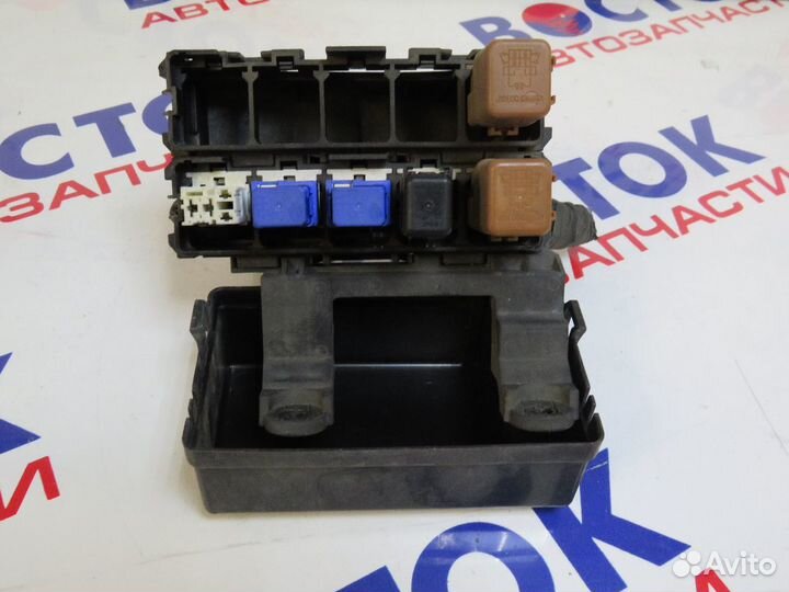 Блок предохранителей nissan bluebird sylphy QG10 Q