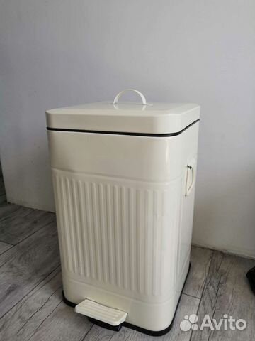 Мусорный бак zara