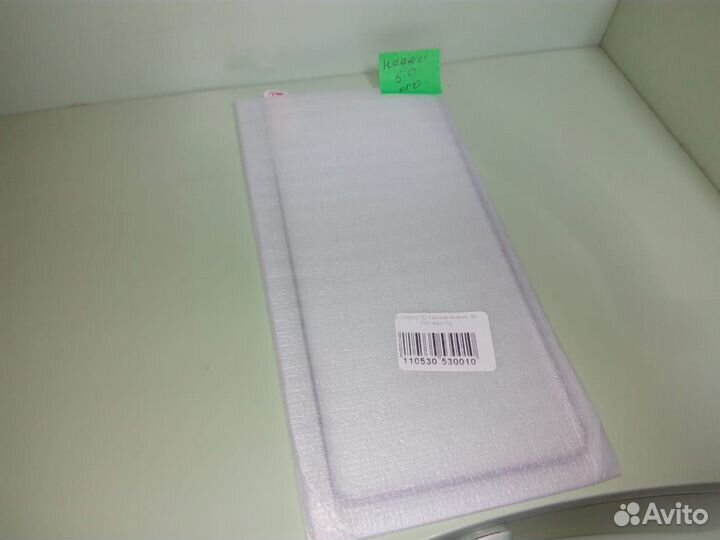 Защитное стекло на Honor 50