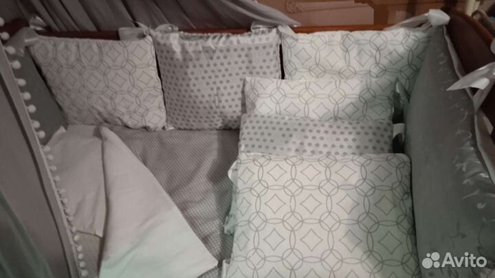 Комплект в детскую кроватку