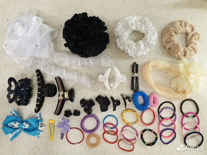 Заколки для волос