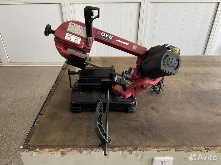 Ленточнопильный станок по металлу GFW4013