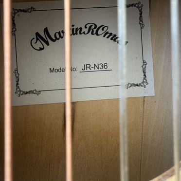 Гитара martin romas jr-n36 бу мало