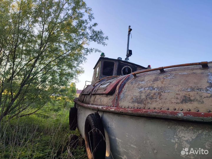 Морская шлюпка