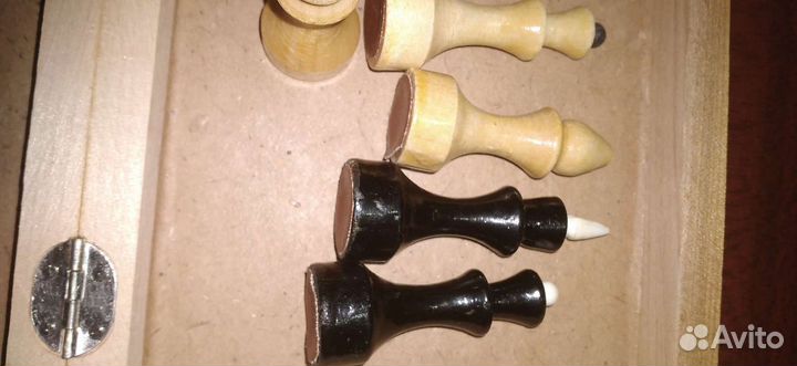 Шахматы разные.Шашки.Домино