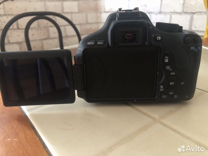 Фотоаппарат Canon EOS 600D Kit EF-S 18-55mm f
