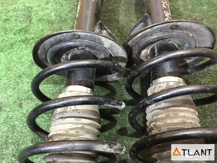 Стойка передняя toyota aqua