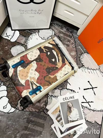 Чемодан Louis Vuitton Premium