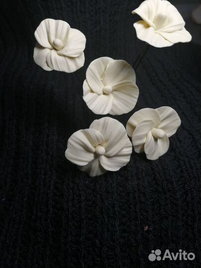 Шпильки для волос