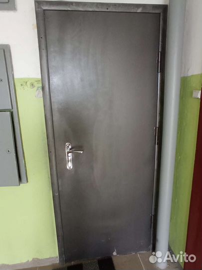 Дверь входная металлическая