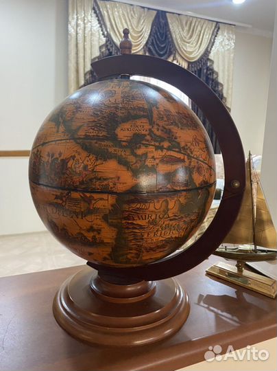 Глобус бар Италия