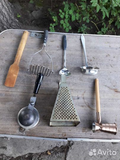 Закаточная машинка и кухонные принадлежности