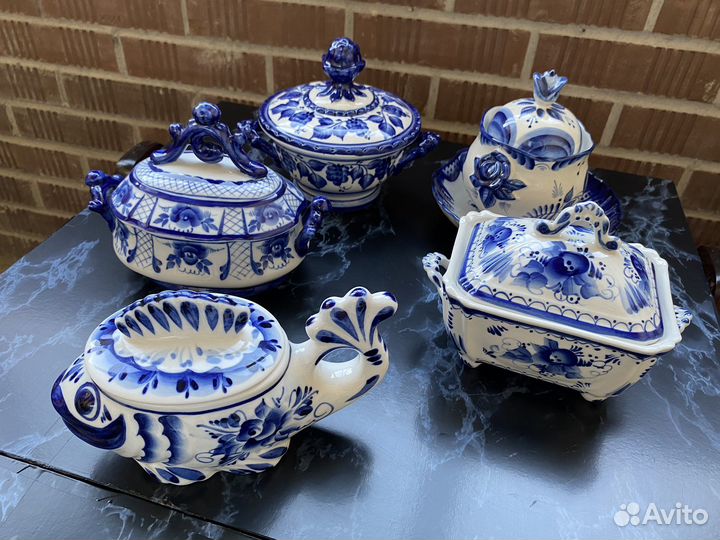 Набор посуды Гжель