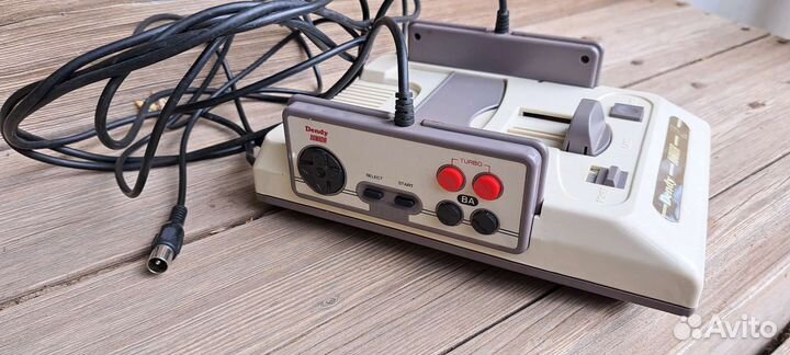 Игровая приставка Dendy junior