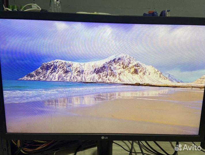 Игровой изогнутый монитор 144 гц