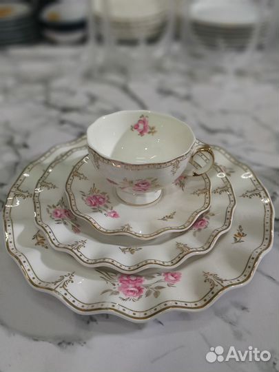 Столовый сервиз фарфор 42 предмета