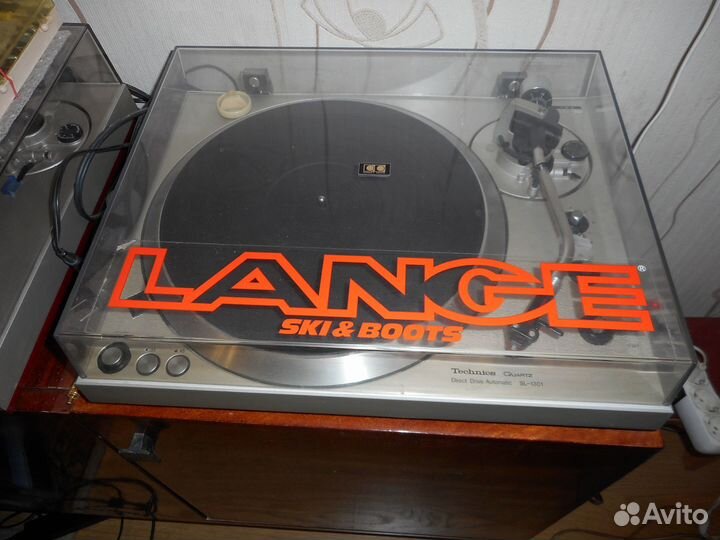 Проигрователь винила Technics SL 1301