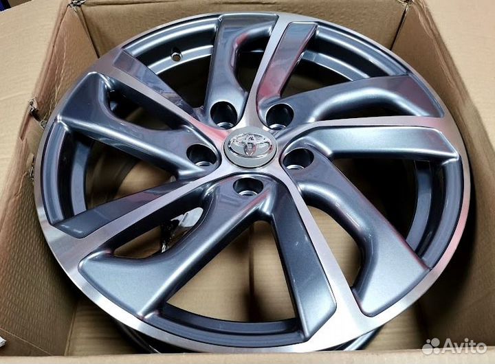 Диски R17, 5x114,3 Toyota Rav 4/Lexus новые