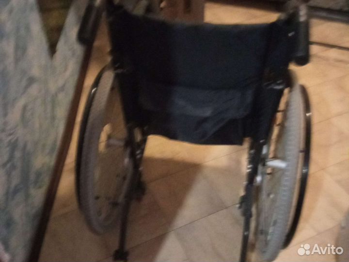 Инвалидная коляска складная бу