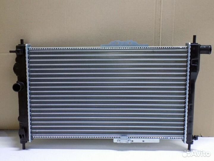 Радиатор охлаждения двигателя Дэу Нексия N150 N100
