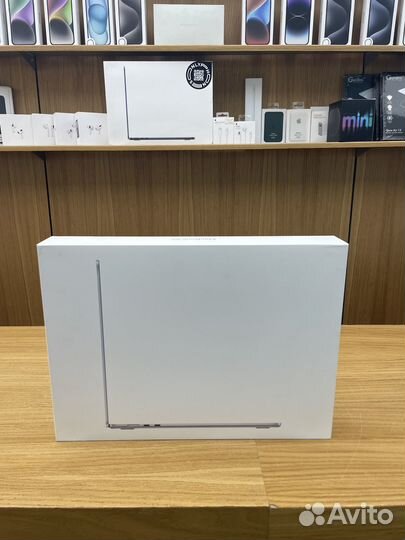 MacBook Air 13 M3 8/512GB Silver