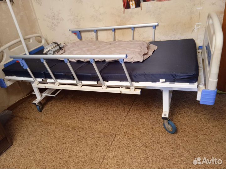 Кровать для лежачих больных бу