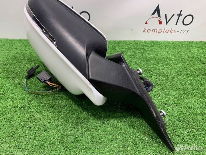 Зеркало левое Audi A5 8T