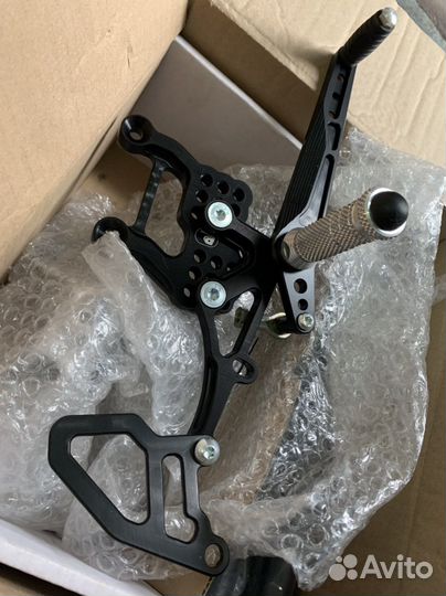 Подножки спортивные регулируемые для Yamaha R3