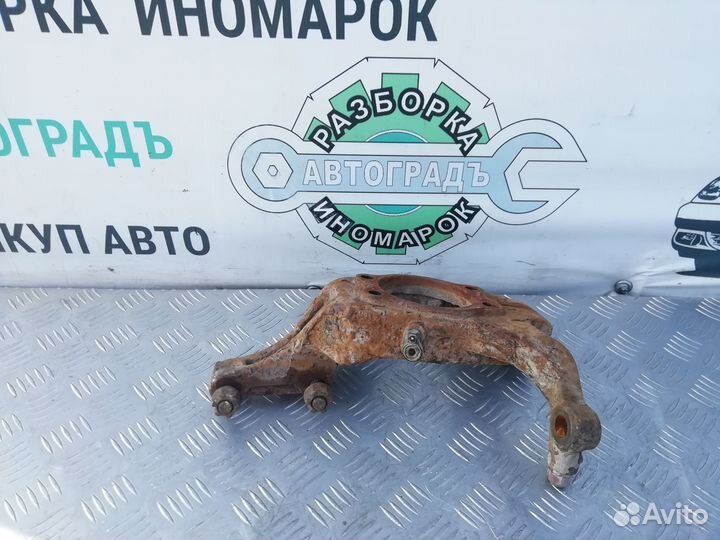 Кулак передний правый Nissan Teana J31 2007г