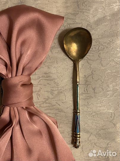 Красивая редкая ложка. Выемчатая эмаль