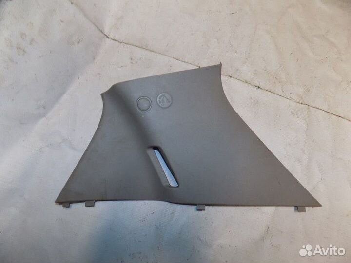 Обшивка стойки Corsa D 2006-2015