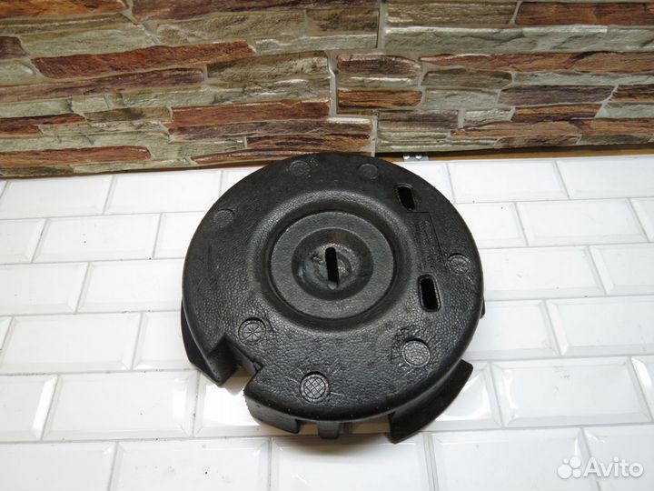 Ящик для инструментов Subaru Legacy BM BR 5