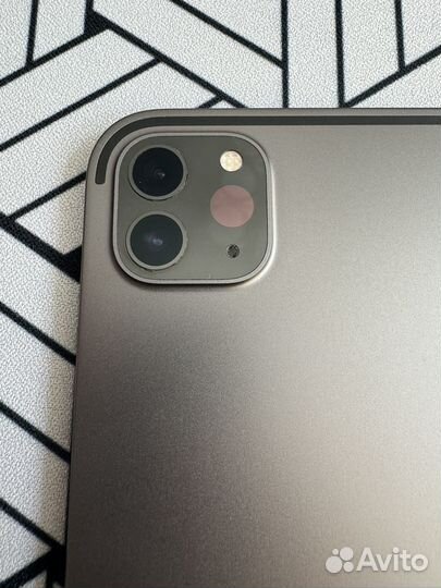 iPad Pro 11 inch 3 gen M1 chip