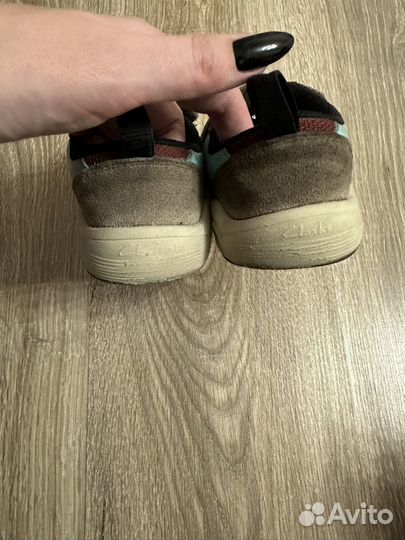 Кроссовки clarks