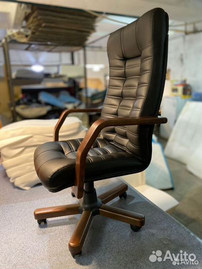Кресло в кабинет