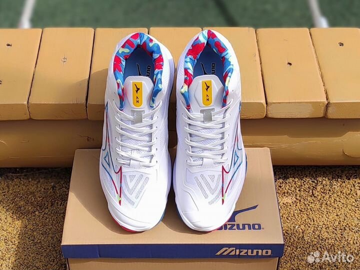 Кроссовки Mizuno волейбольные