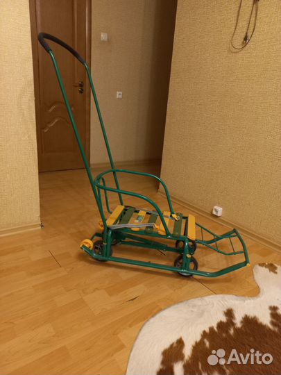 Продаю санки 