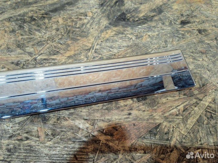 Накладка внутренняя на порог Mercedes-Benz