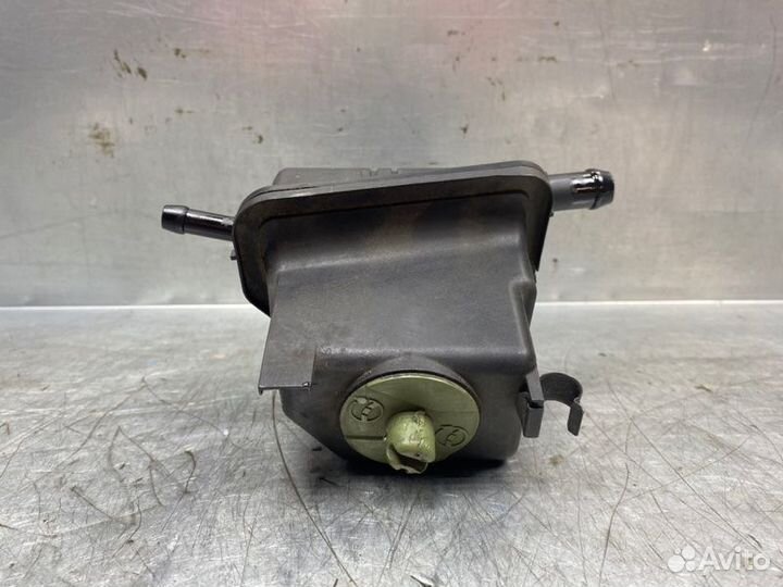 Бачок гидроусилителя Volkswagen Bora 1997-2005