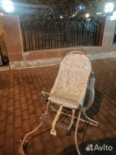 Стульчик шезлонг для кормления детей Polini 252