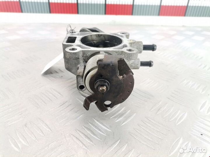 Заслонка для Hyundai-KIA Sportage 2 (KM)