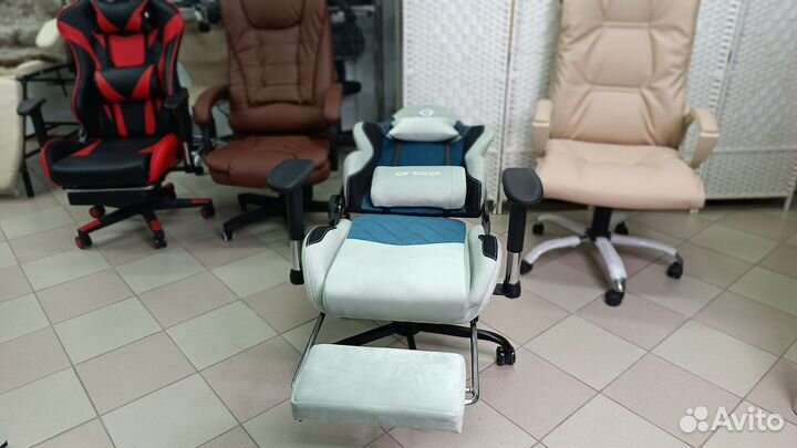 Игровое кресло компьютерное геймерское