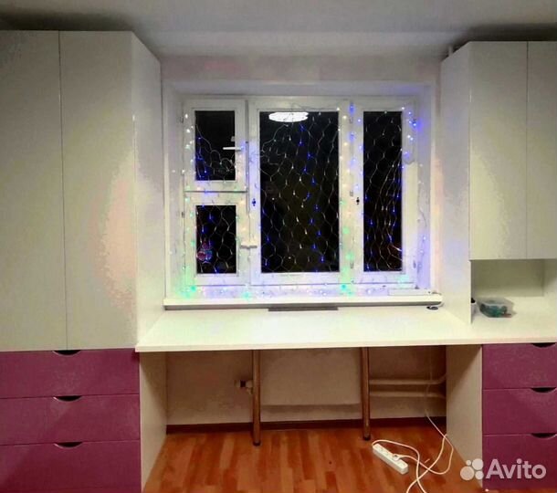 Рабочая зона у окна