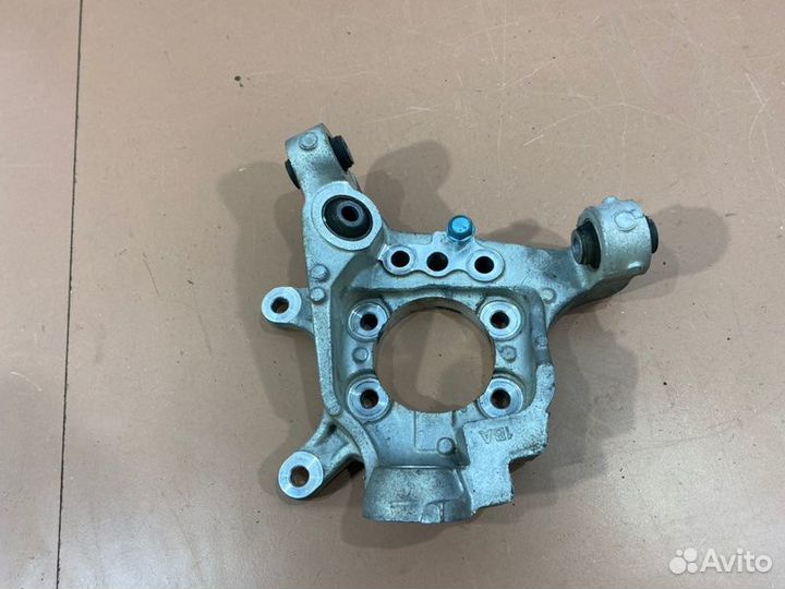 Кулак задний левый Infiniti Qx50 J50 VQ37VHR 2015